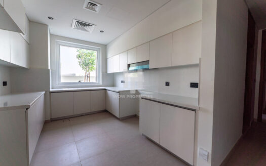 VILLA FOR SALE IN GOLF PLACE, DUBAI HILLS ESTATE